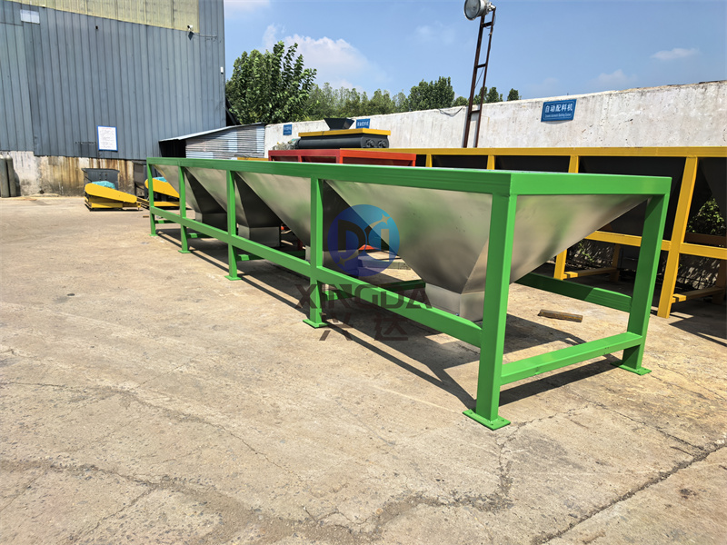 设计有机肥自动配料机时的功能特点