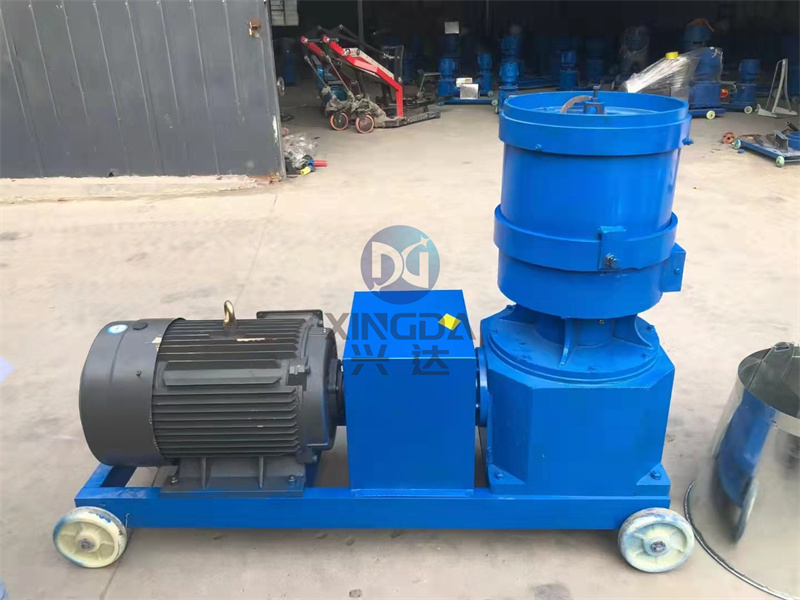 有机肥造粒设备的分类:挤压造粒机与圆盘造粒机