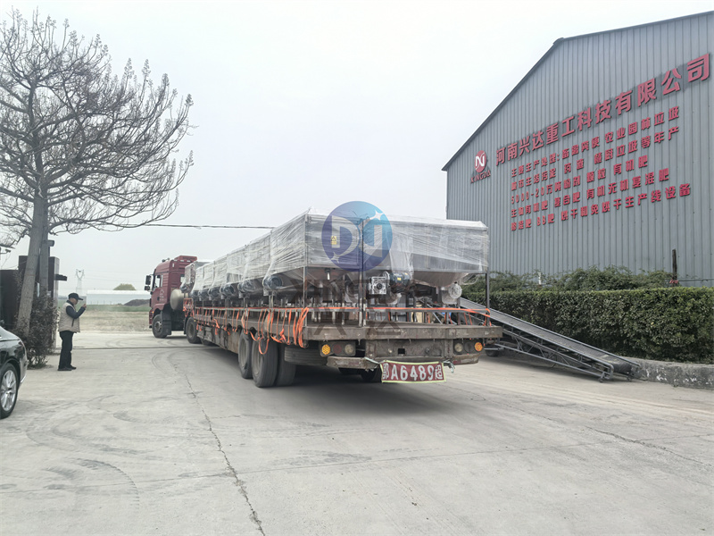 20̨�л����豸��Һ�����������ֳ�